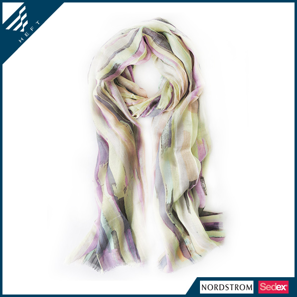 2014新款条纹印花围巾