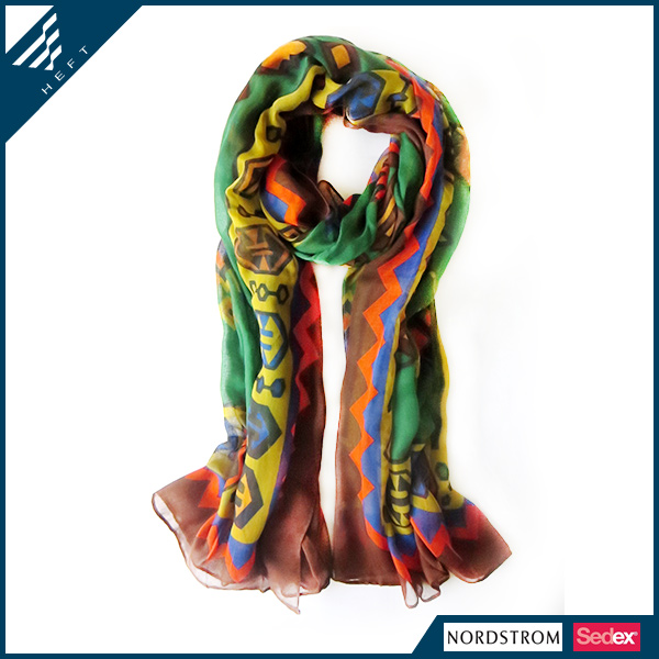 2014新款时尚几何花绿印花围巾