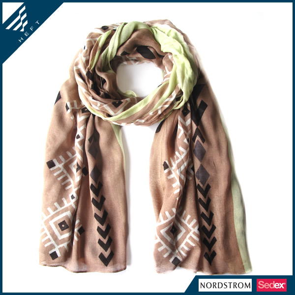 新款时尚大款披肩