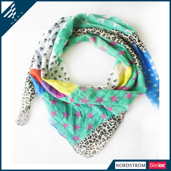 新款时尚花色五角星印花方巾