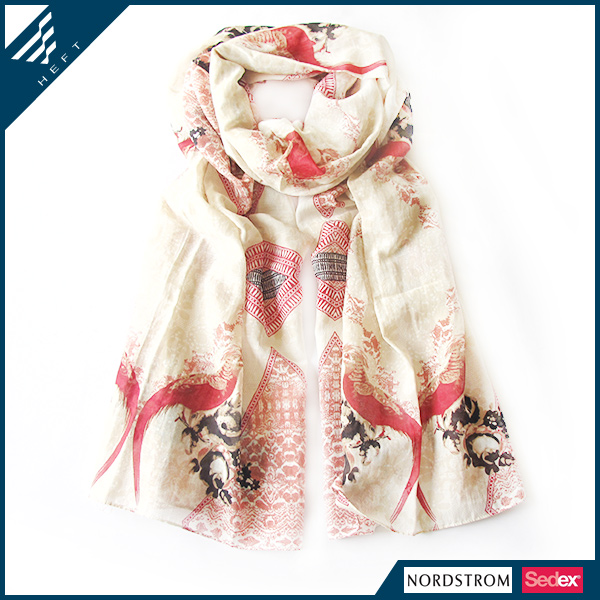 新款时尚红白丝棉印花围巾